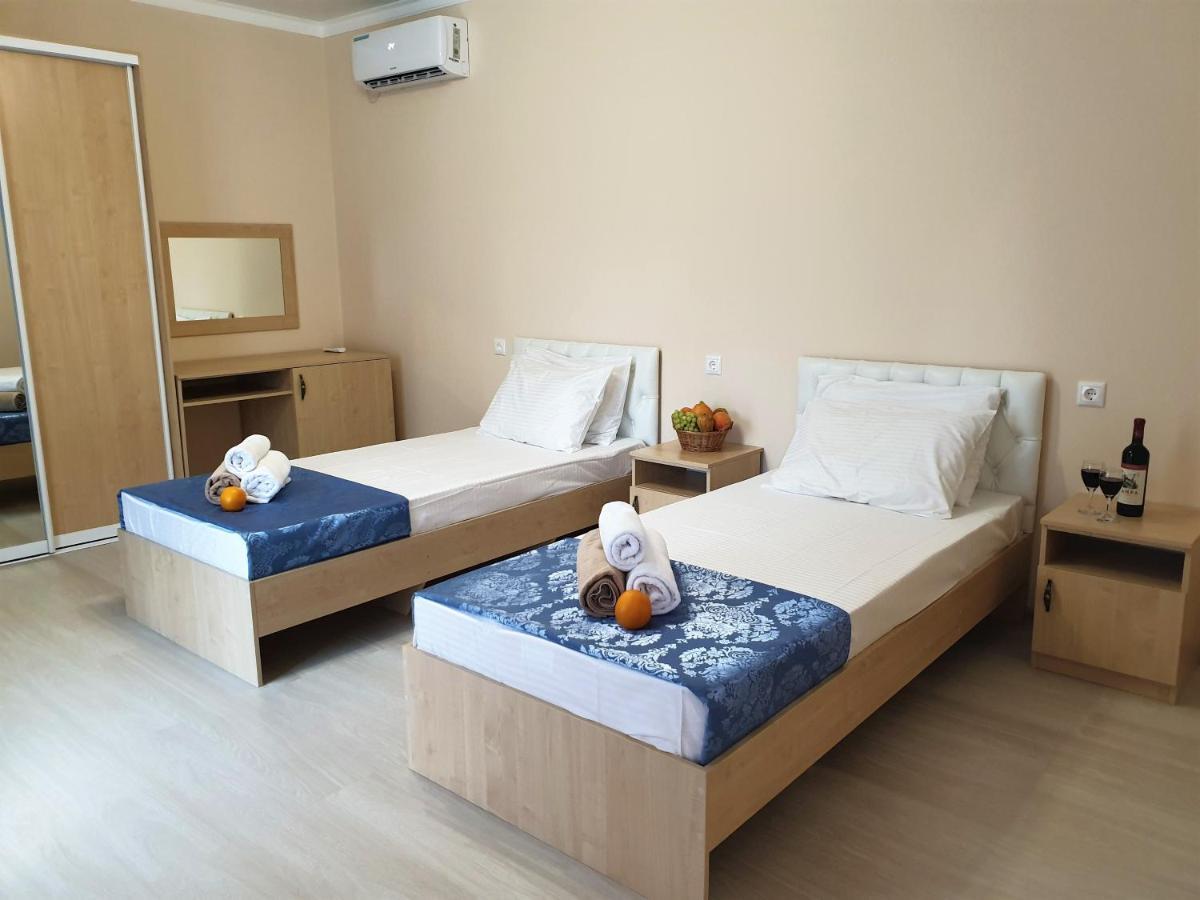 Arda Hotel Gagra Buitenkant foto