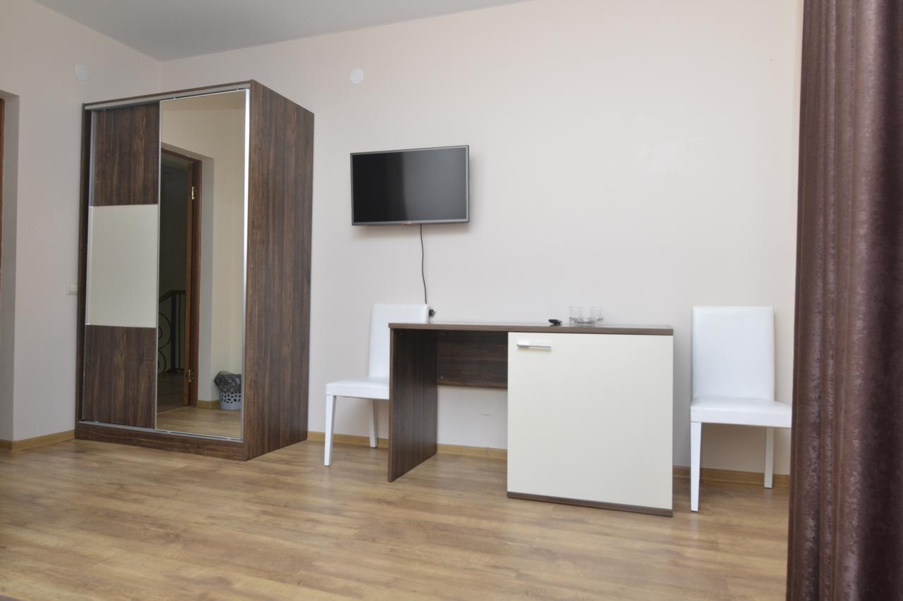 Arda Hotel Gagra Buitenkant foto
