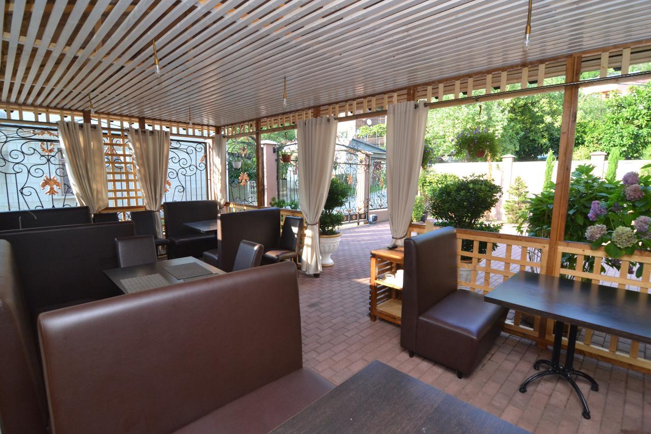 Arda Hotel Gagra Buitenkant foto