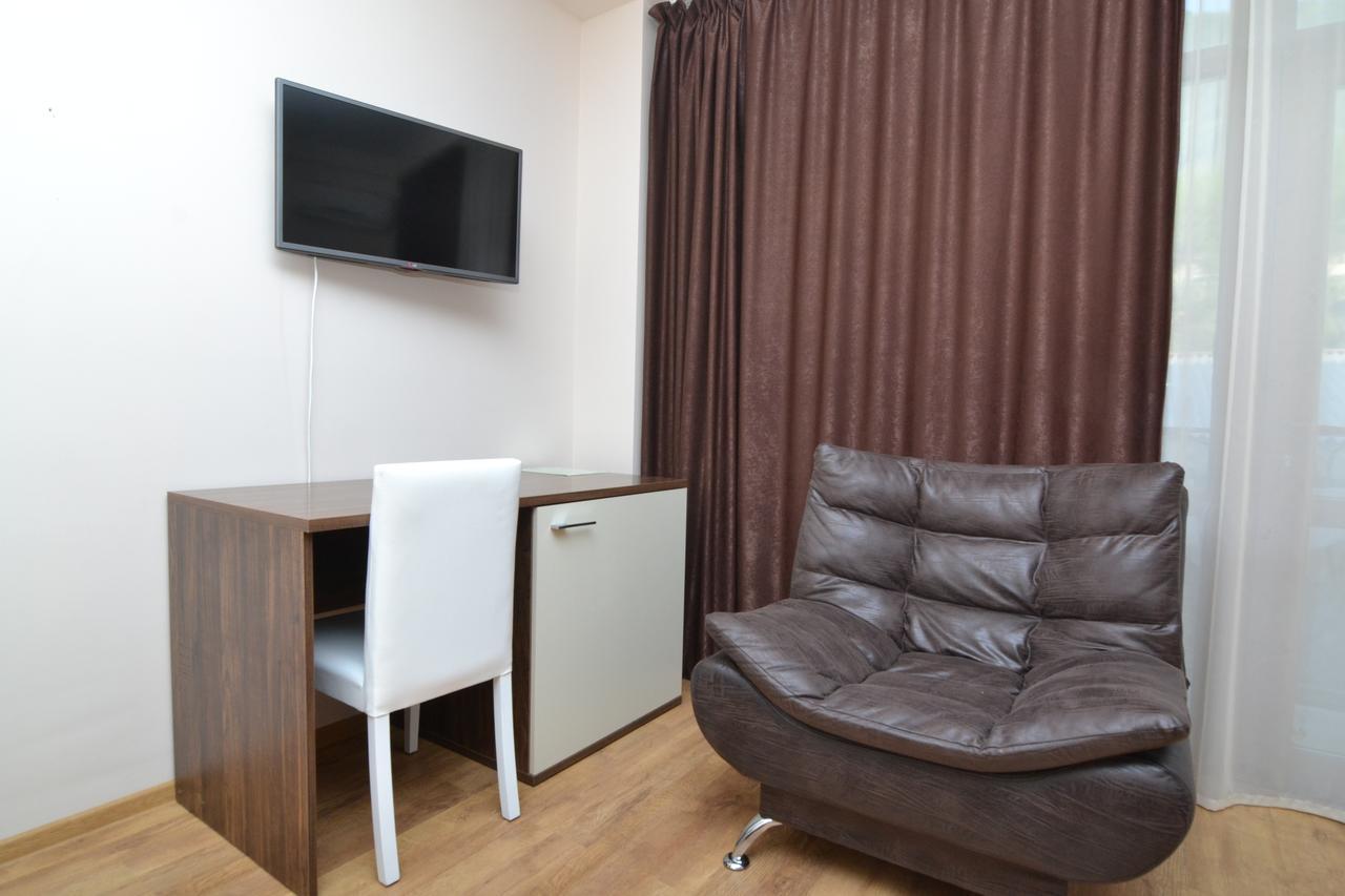 Arda Hotel Gagra Buitenkant foto