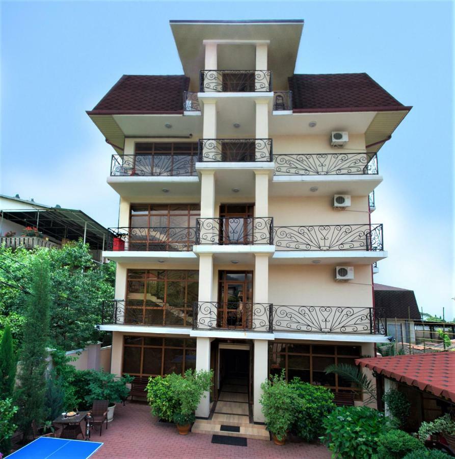 Arda Hotel Gagra Buitenkant foto